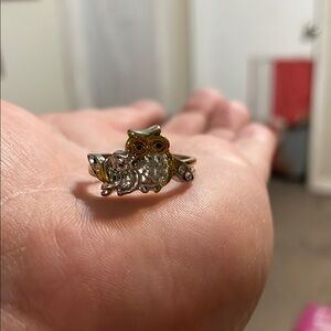 Elegant Silver and Gold Ring with Timeless Design